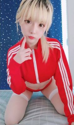 亲爱的老师1中文在线观看_国产剧在线观看完整版