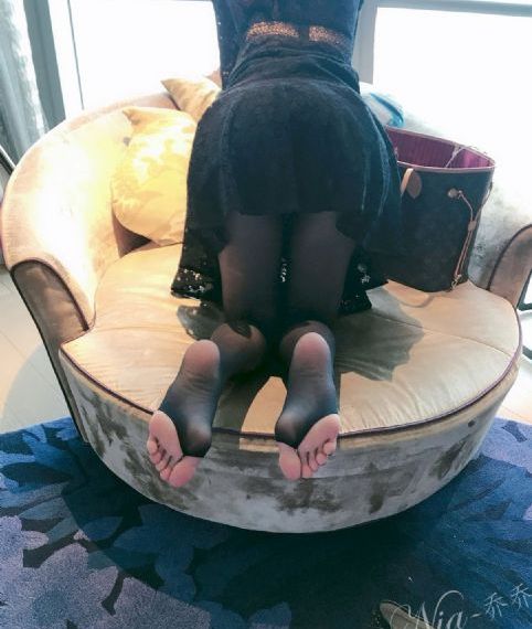 漂亮主妇电视剧在线观看免费_BD韩语免费电视剧