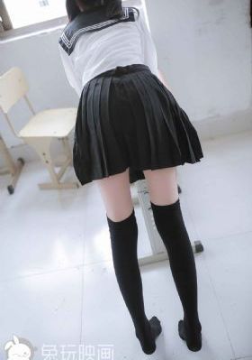 迷迷糊糊挺进岳身体播出_BD英语高清免费观看