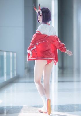 秋霞黄色大片_在线手机观看